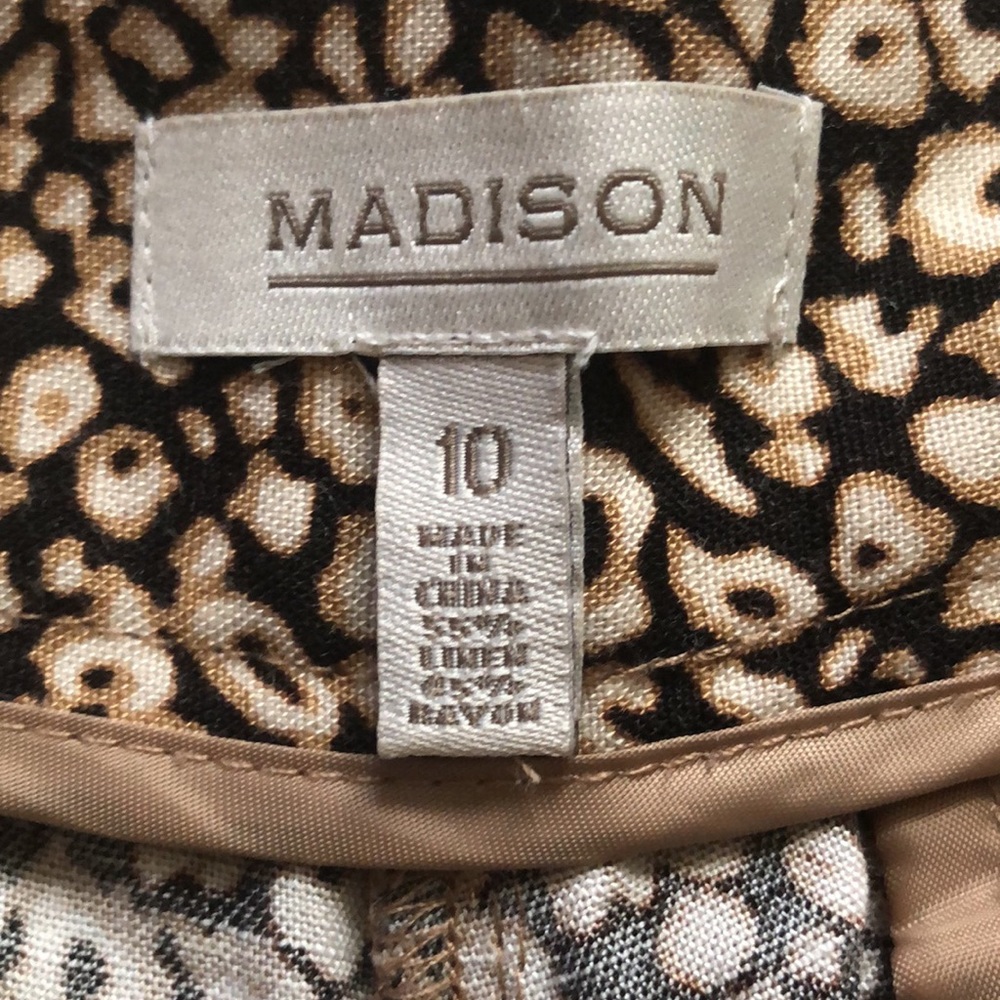 Madison Patterned Shorts - Picture 3 of 5